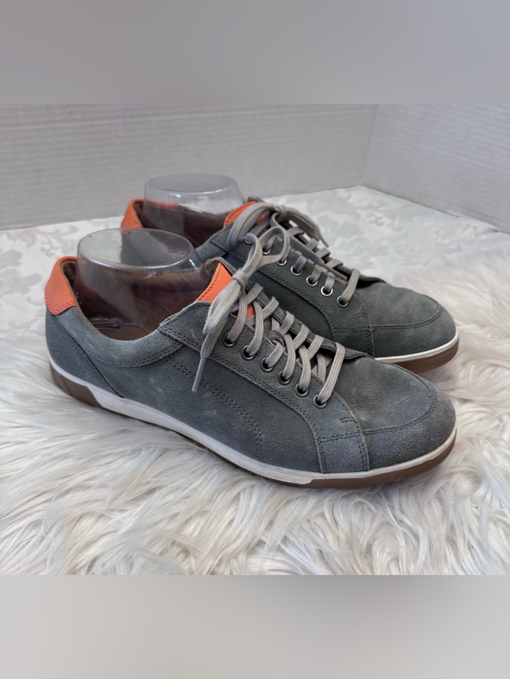 Cole Haan Mens 8.5M Gray Suede Lace Up Casual Sneaker Comfort Shoe C13820
